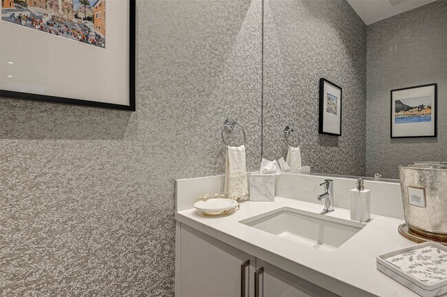 Building Photo - 4521 San Felipe St