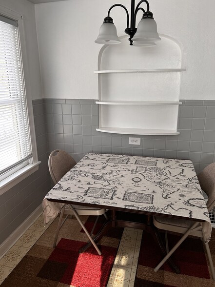 Building Photo - 1112 Front St