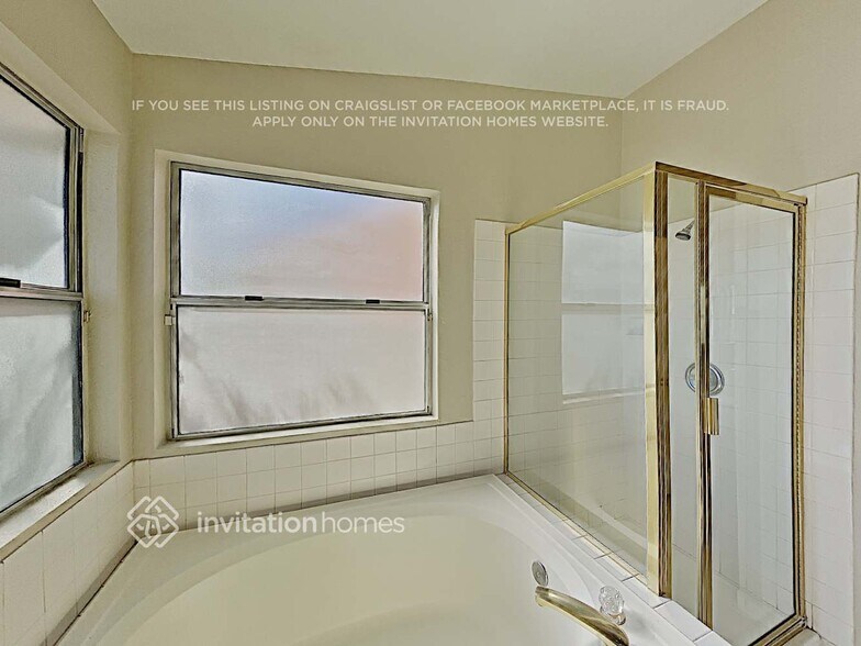 Building Photo - 3836 Iverson Ln