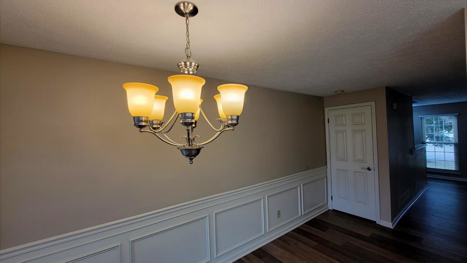 Building Photo - 6525 Blossomwood Cir NE