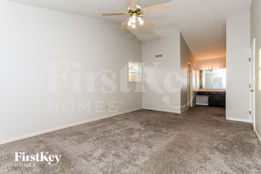 Building Photo - 5458 Concord Crossing Dr