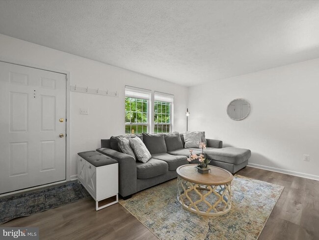 Building Photo - 7729 Patuxent Oak Ct