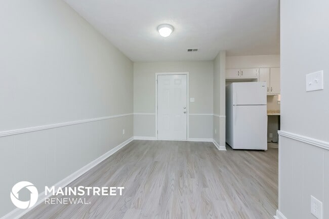 Building Photo - 8236 Greenmar Way