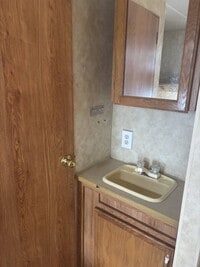Building Photo - 2900 FL-17