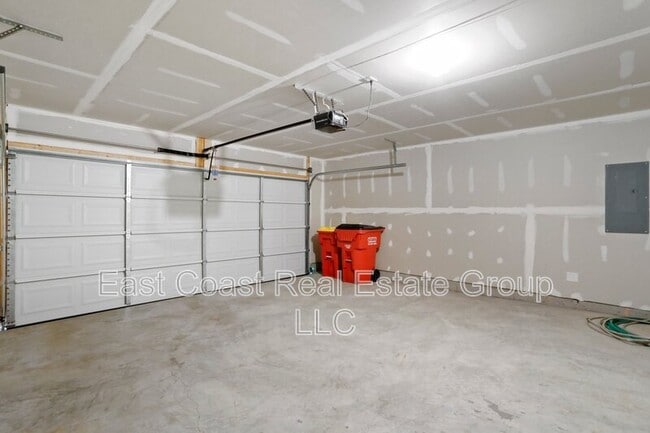 Building Photo - 266 Gumspring Dr