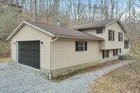 Building Photo - 1889 Wolverine Dr