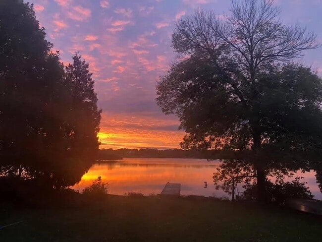 Building Photo - 2151 Early St