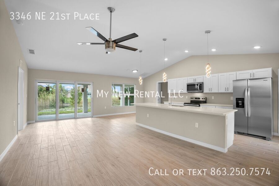 Building Photo - 3346 NE 21st Pl