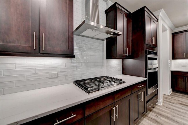 Building Photo - 336 Atley Pl