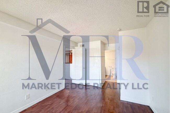 Building Photo - 2Bed/2Bath Apt at Greenway/35th Ave! Move-In Ready on 08/06/2026!
