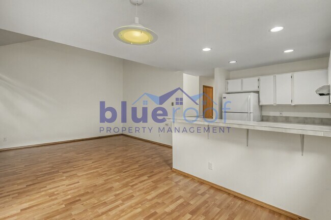 Building Photo - 520-522 SW 150th Ave