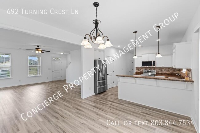 Building Photo - 692 Turning Crest Ln