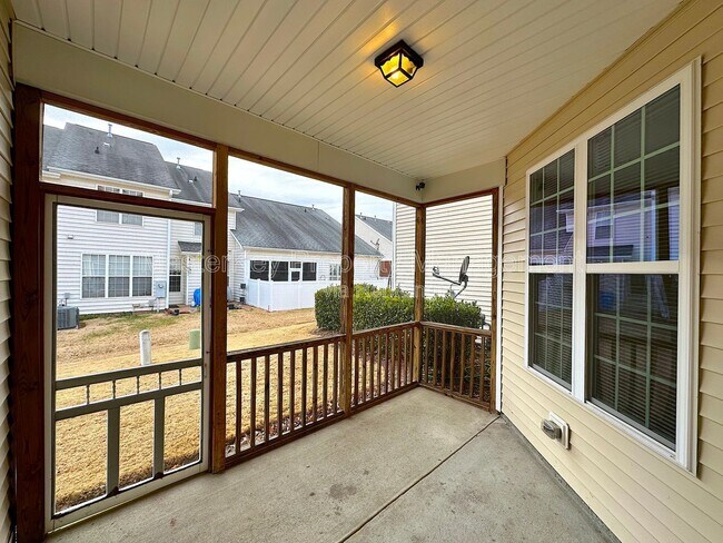 Building Photo - 11 Daly Ct