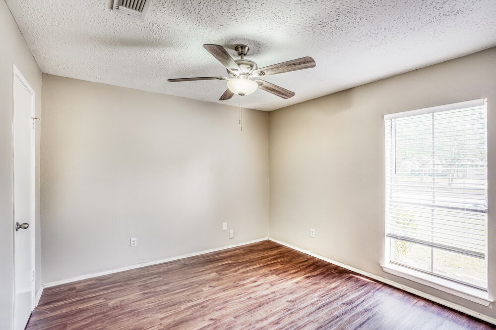 Building Photo - 20810 Union Park Dr