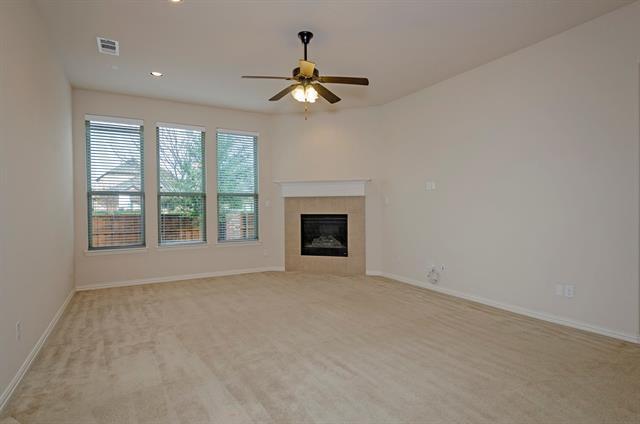 Building Photo - 10876 Leesa Dr