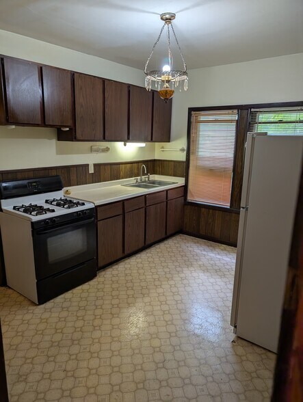 Building Photo - 2411 N Cramer St