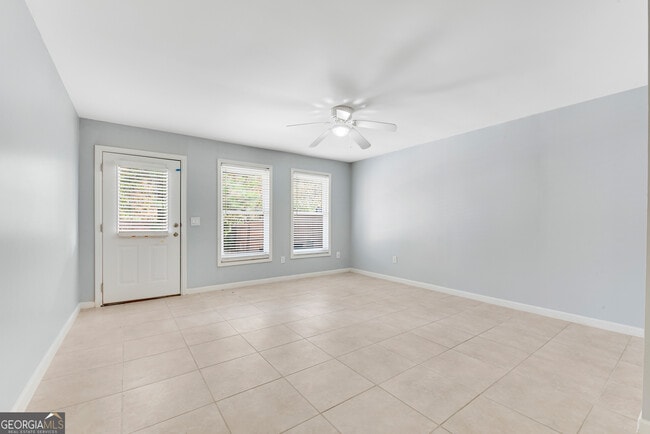 Building Photo - 299 Water Oak Pl