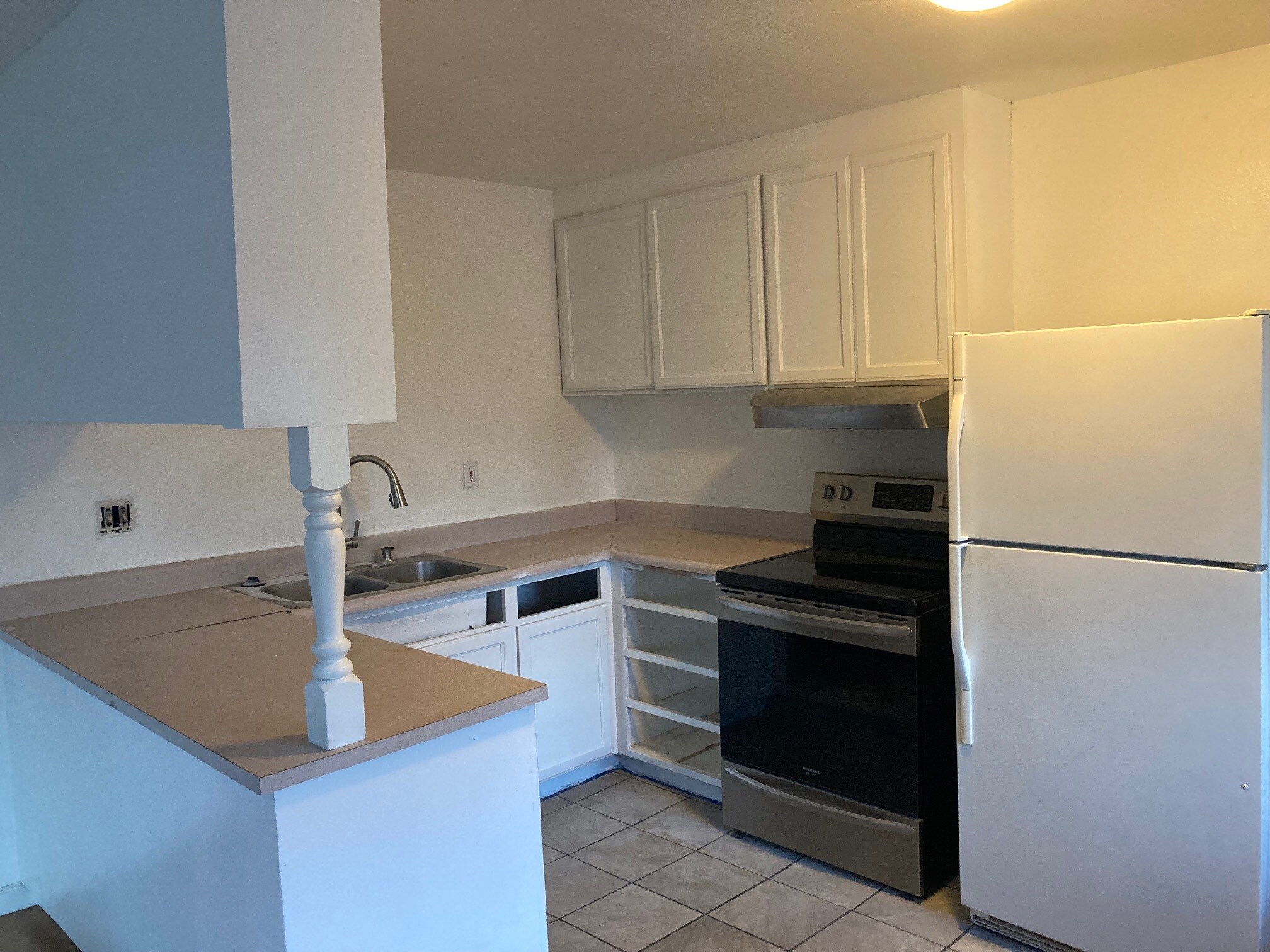 Soft Close Doors and Drawers - 797 Farm Dr