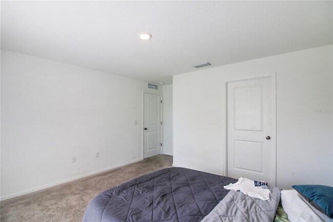 Building Photo - 10276 N Spaulding Dr