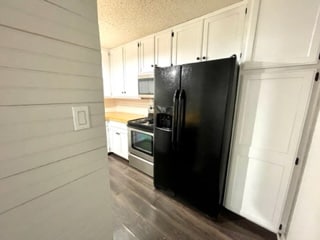Building Photo - 396 Fernwood Dr