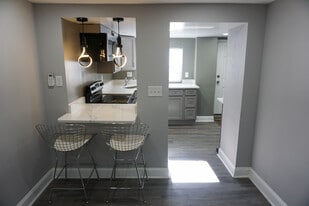 Building Photo - 1222 Quincy St NW