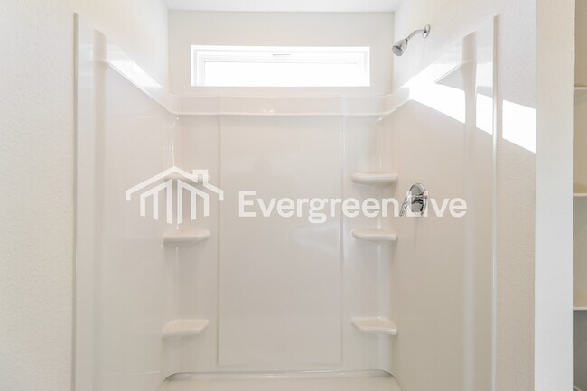 Building Photo - 16 Sourdough Crk Ln