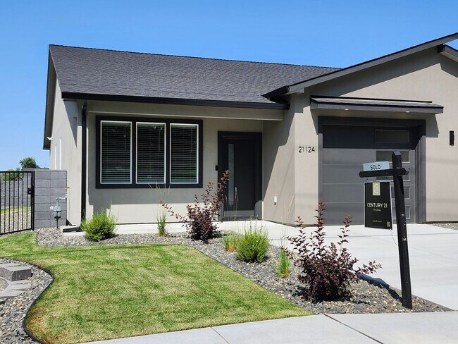 Building Photo - 2112 Lentz Rd