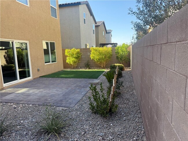 Building Photo - 8928 Seal Cv St