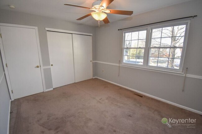 Building Photo - 2585 Jean Dr