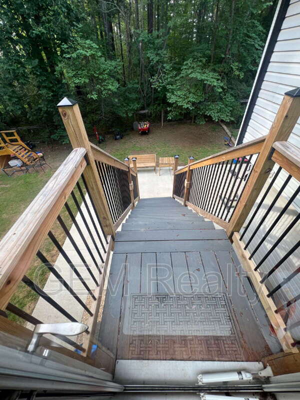 Building Photo - 21 Countryside Dr