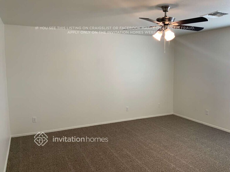 Building Photo - 1806 E Patrick Ln