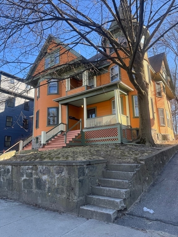 Building Photo - 590 Cambridge St
