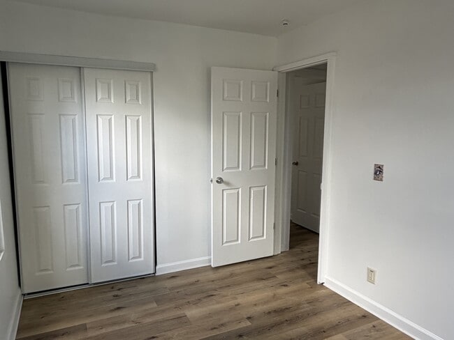 Building Photo - 309 Funston Ave