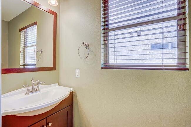 Building Photo - Status: Accepting Applications