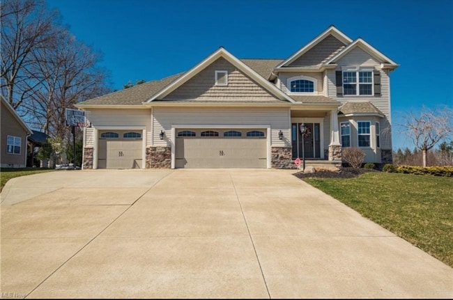 Building Photo - 5027 Forbes Ave NW