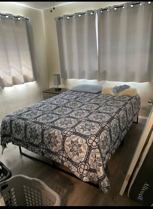 Building Photo - 2434 Sarno Rd