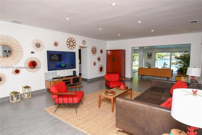 Building Photo - 641 86th St