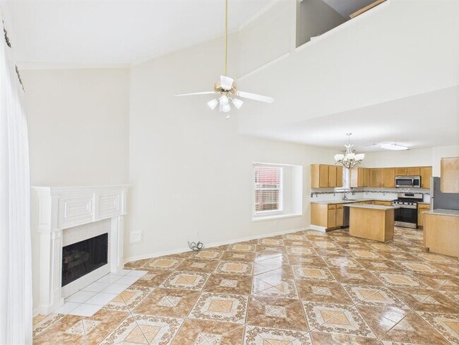 Building Photo - 8827 Aspen Meadow Dr