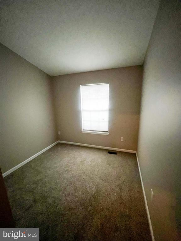 Building Photo - 141 Spencer Cir