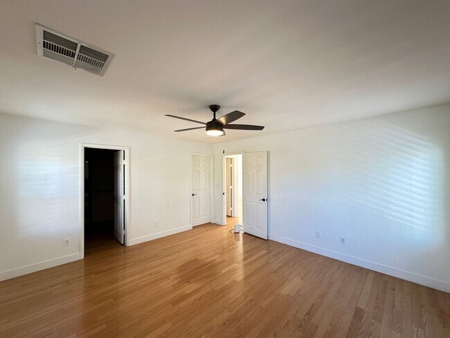 Building Photo - Summerlin West & Summerlin