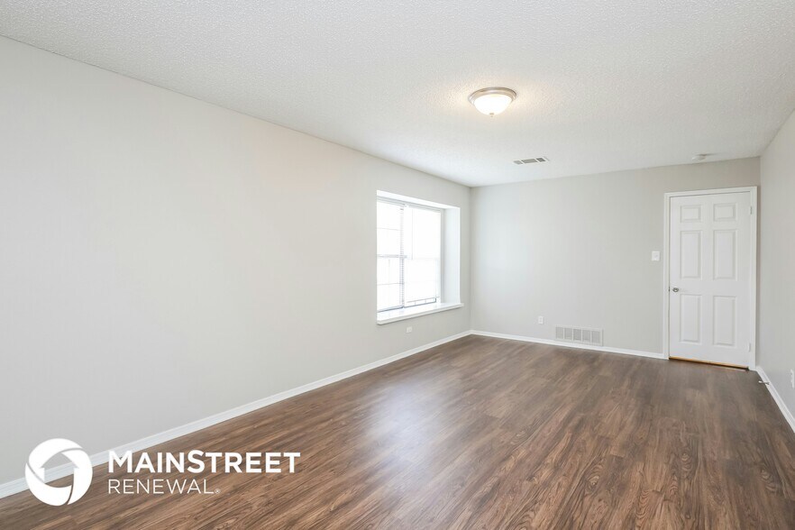 Building Photo - 1028 Eagle Dr