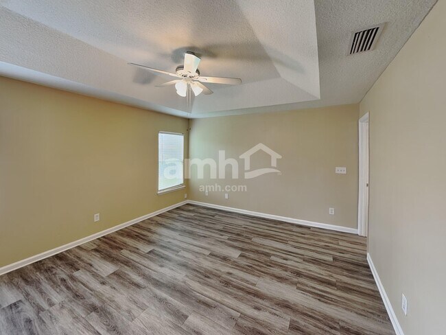 Building Photo - 76191 Long Pond Loop