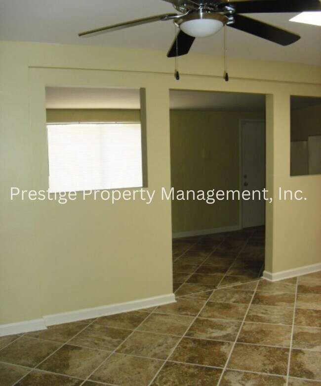 Building Photo - Beautifully and Spacious East Side Home!