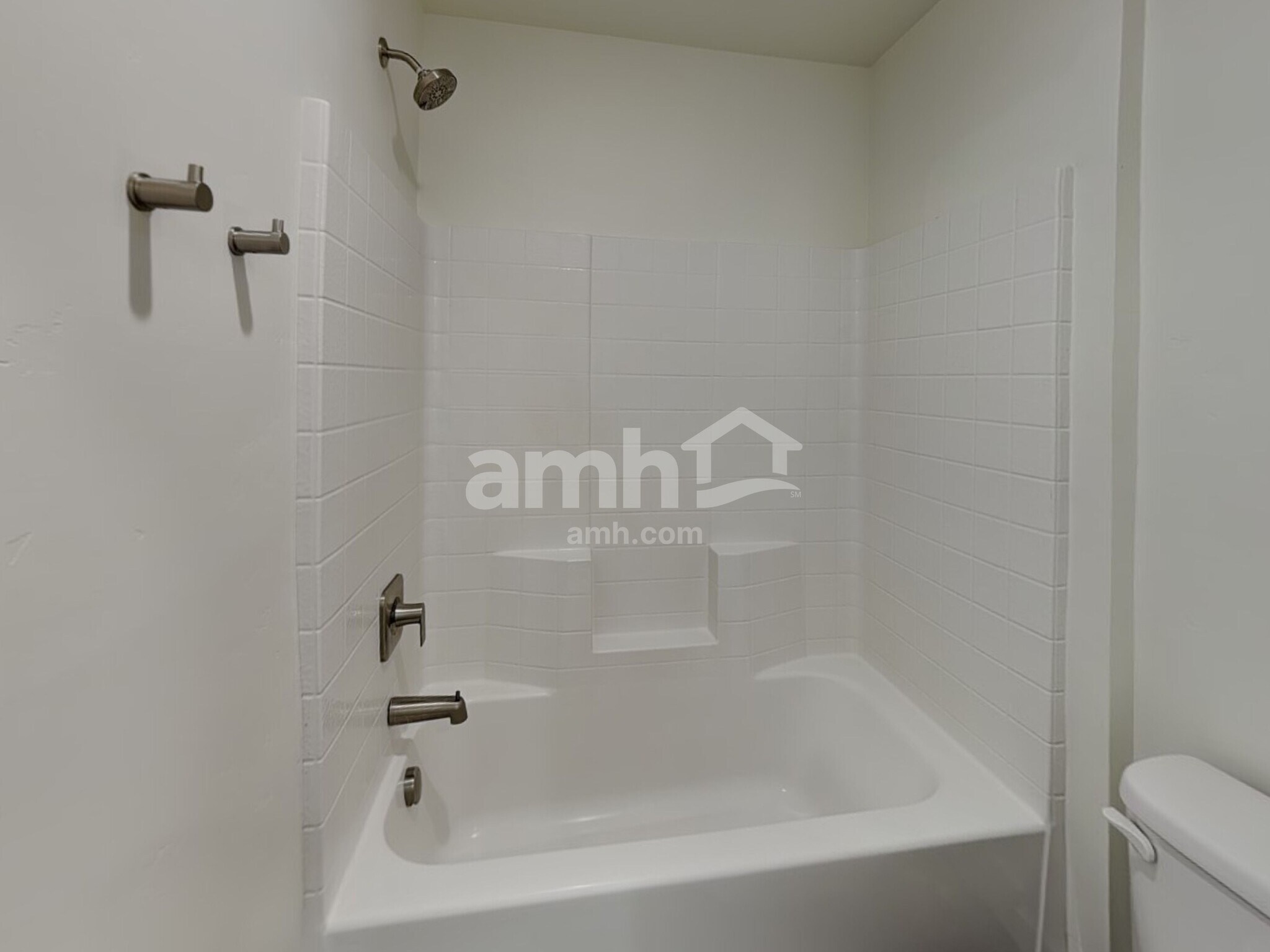 Building Photo - 9357 W Clancey Ct