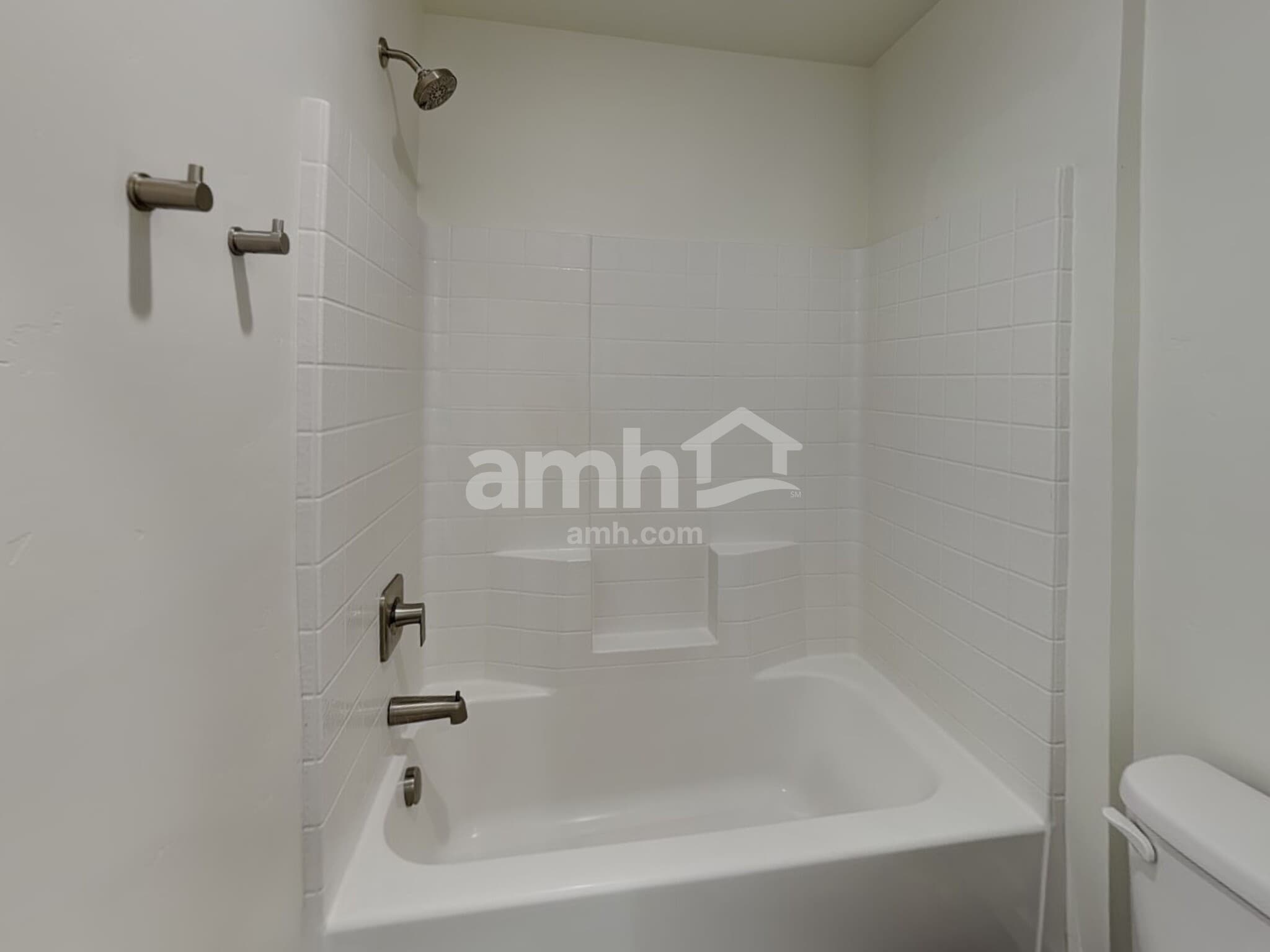 Building Photo - 9357 W Clancy St