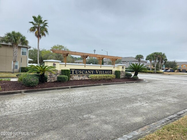 Building Photo - 104 Crete Ct