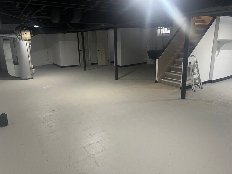 Building Photo - 8075 Freda St