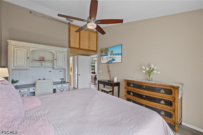 Building Photo - 9597 Halyards Ct