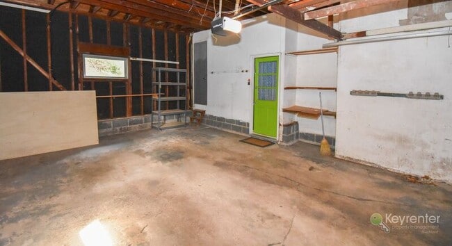 Building Photo - 981 Limekiln Rd