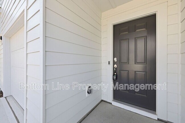 Building Photo - 3606 Elm Grv Ln